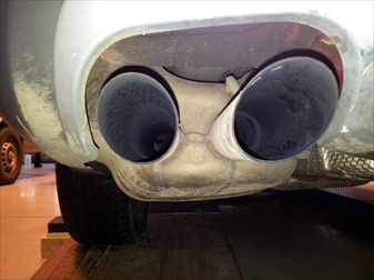 Exhaust tailpipe on a DPF equipped vehicle at 112 650 km after chemical cleaning