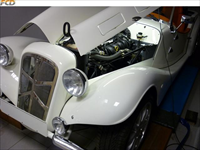 Retro-Roadster LEGR mit Motor vom Ford Focus C-MAX 1,8 
