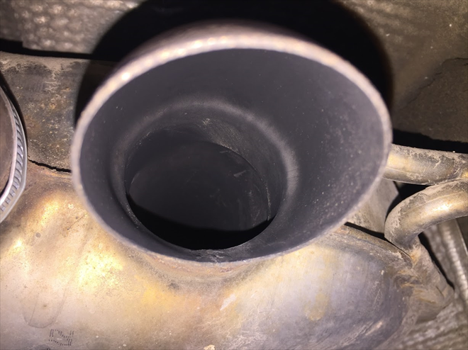 Koncovka nepatrně netěsného filtru DPF