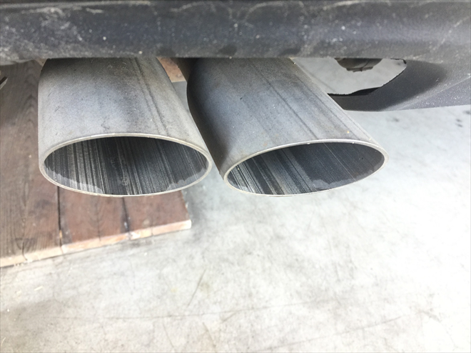 The tailpipe of the same vehicle a few years back (about 160 000 km)