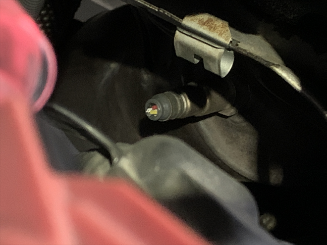 Lambda sensor cut off at one exhaust branch