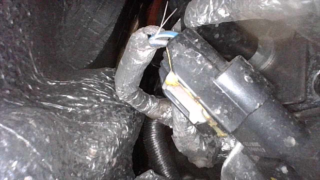 Nepřístupné snímače tlaku a jejich kabelové svazky (Foto - Endoskop)