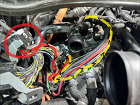 Přesné trasování v levé zatáčce zkratovaného vodiče svazkem