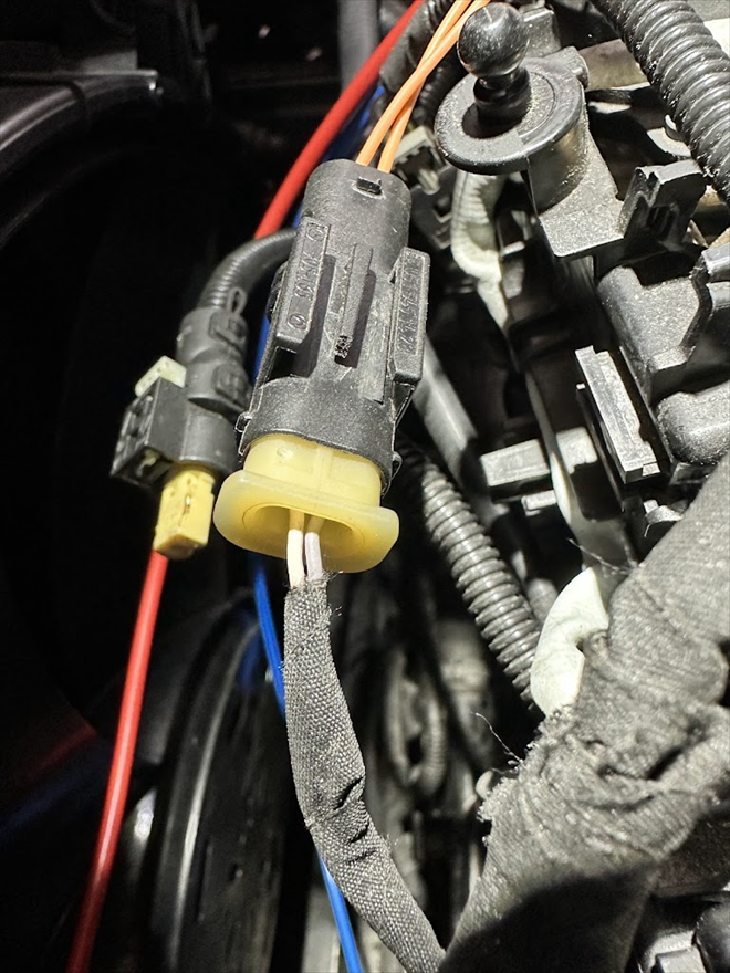 Jednoduché testování "rozpojením" konektoru čidla T15 "Upstream  DPF/SCR" přineslo do případu nečekanou záhadu   